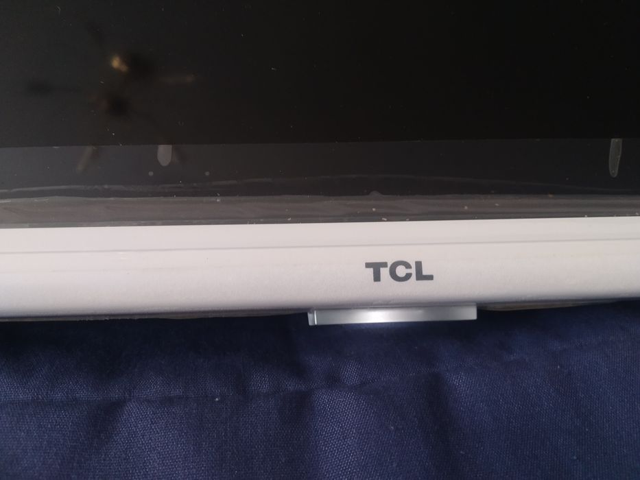 Продам телевизор TCL 55EP640W