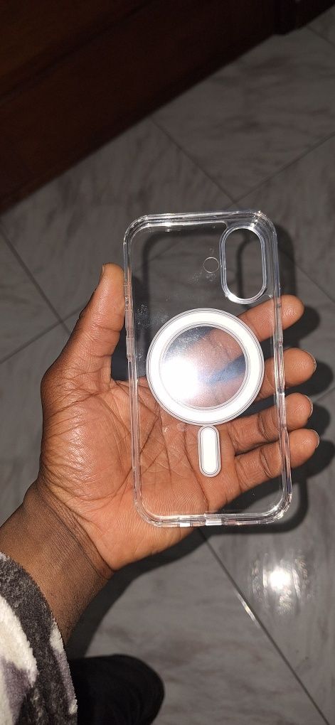 Capa para iPhone 16