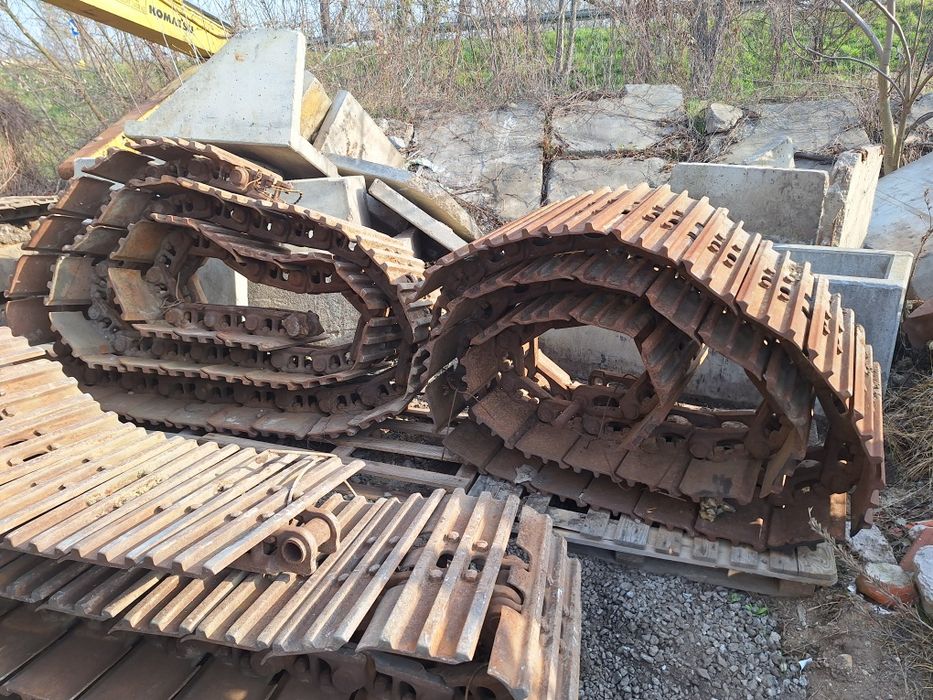 Gąsienice do koparki Cat liebherr Komatsu Atlas