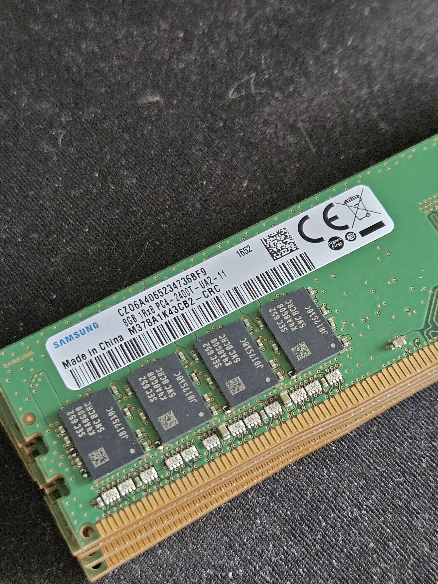 Samsung DDR4 8gb 2400T