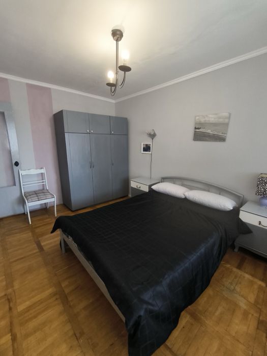 Продаж 2 кімнатної квартири на середньому поверсі в р-ні «Укргазбанку»