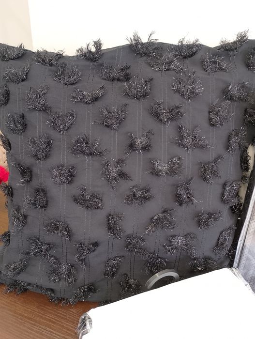 Firanka szyfonowa w róże na taśmie w łuku lub na przelotkach prosta