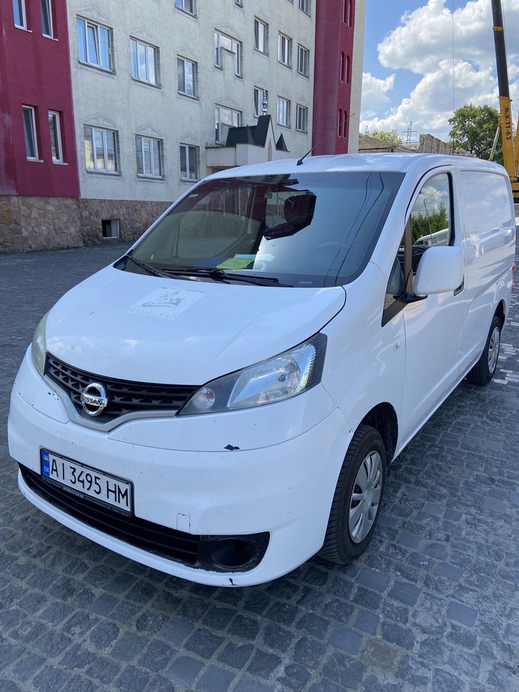 Nissan NV 200 гарний стан