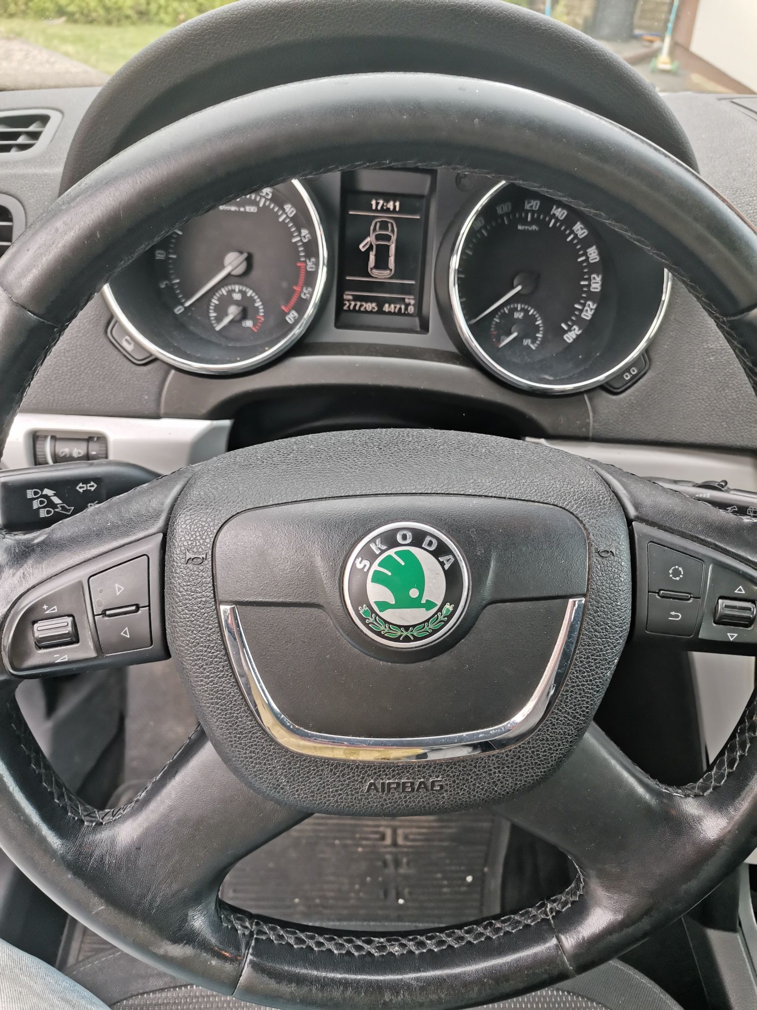 Skoda yeti 4x4 2.0tdi ambition salon polska