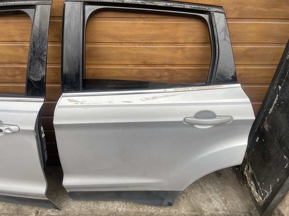 Ford Escape Kuga куга ескейп двері дверь двери задние задні