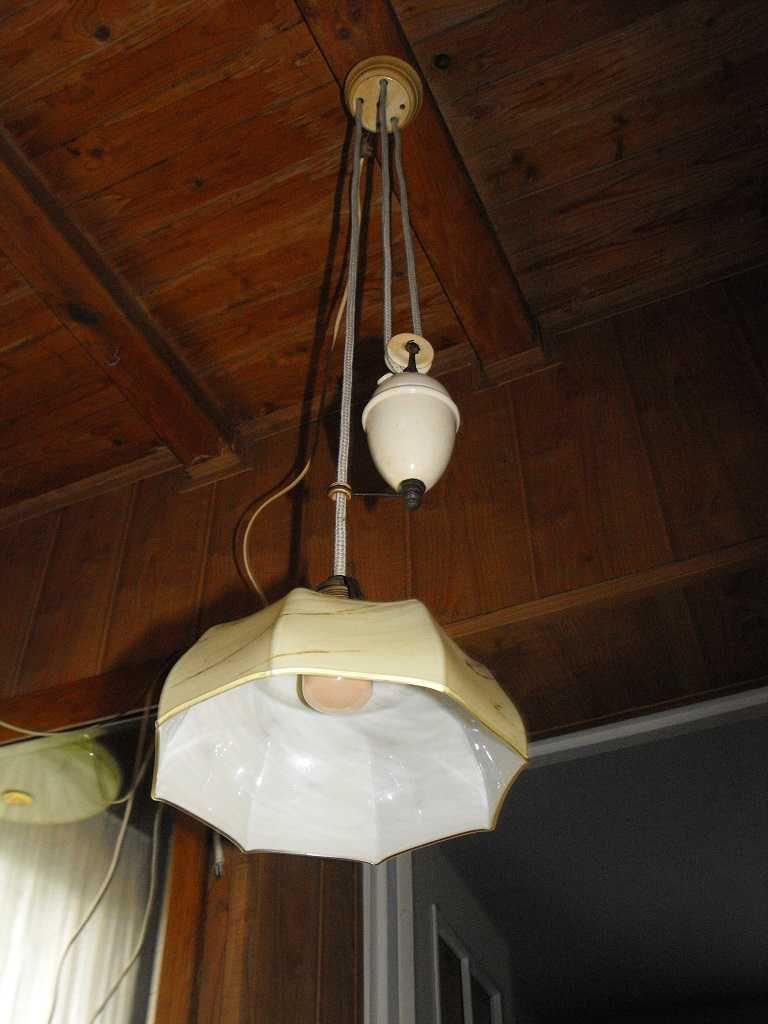 Stara lampa z przeciwwagą do kuchni lub jadalni. Dostawa gratis