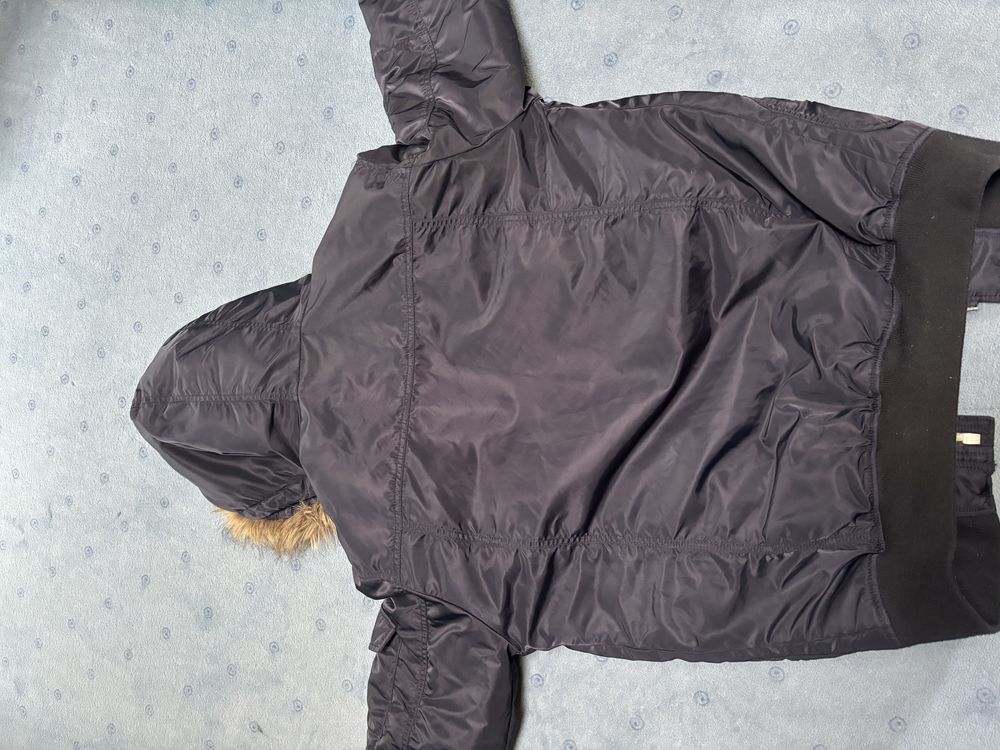 Kurtka zimowa marki Cropp rozmiar L