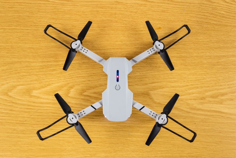 Drone LS525 4k c/ bateria extra e mala de transporte.