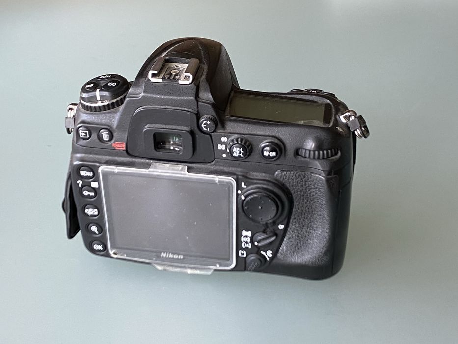 Фотоапарат цифровий дзеркальний Nikon D300 body не робочий