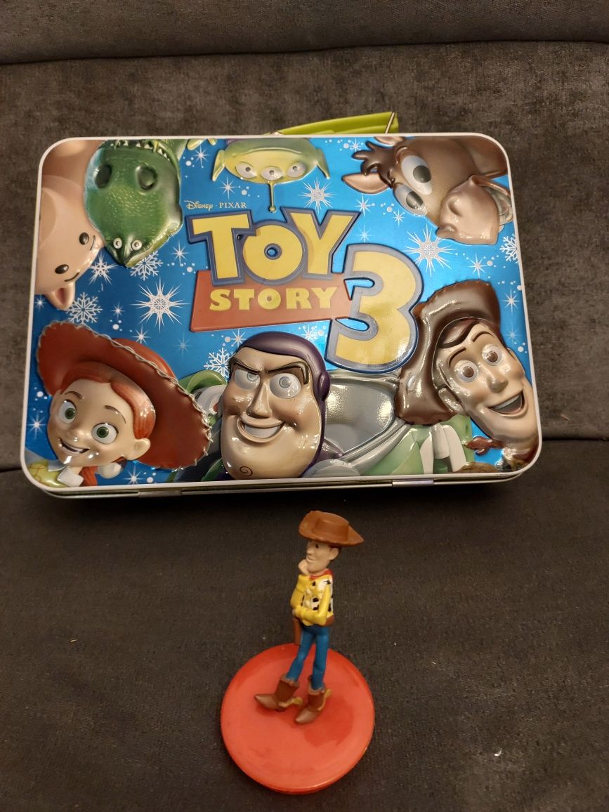 Walizka śniadaniówka z Toy Story 3 i figurka Chudego