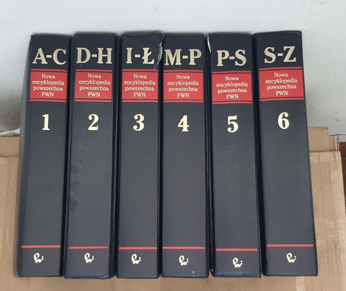 Encyklopedia PWN 6 tomów 1995