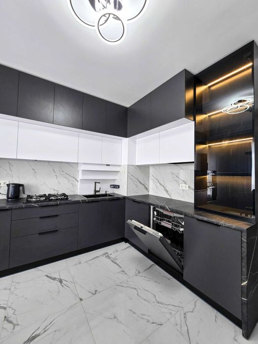 Оренда 1 кімнатної квартири вул.ШУХЕВИЧА (McDonald's, ТЦ Майдан, OZZY)