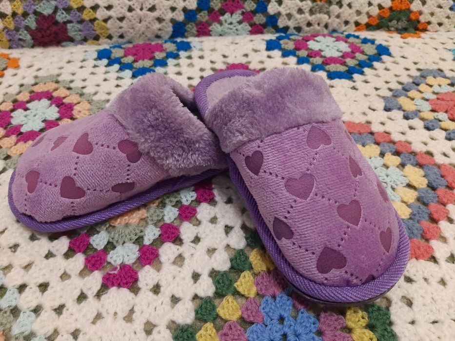 Тапки кімнатні дитячі