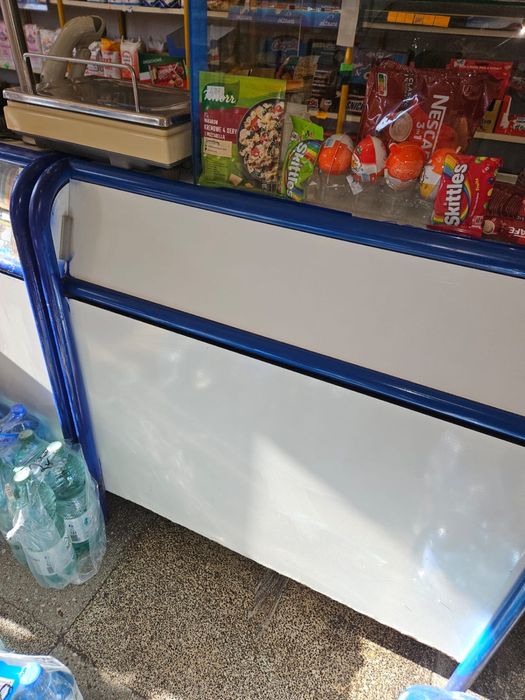 Lady sklepowe, waga elektroniczna, krajalnica do miesa, regaly