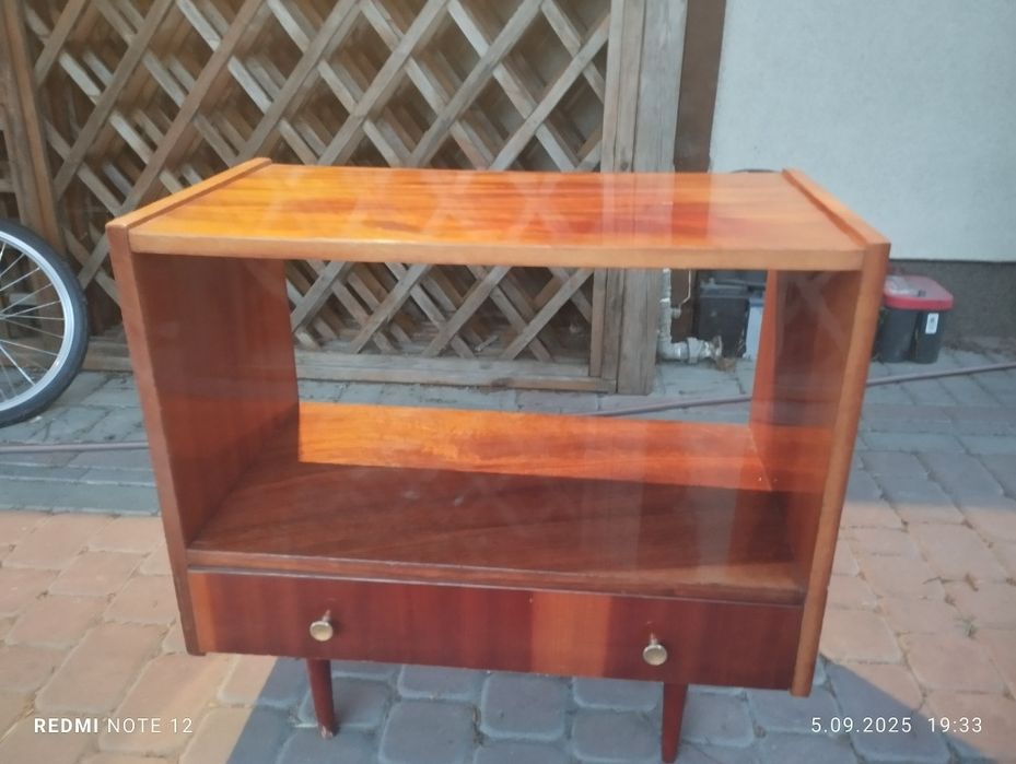Stolik pod telewizor PRL