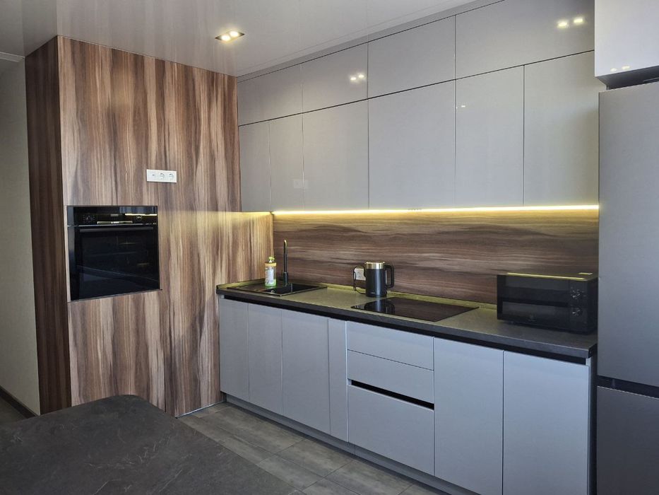 Посуточно. 49 Жемчужина. Таирова. Эпицентр. Небесной Сотни