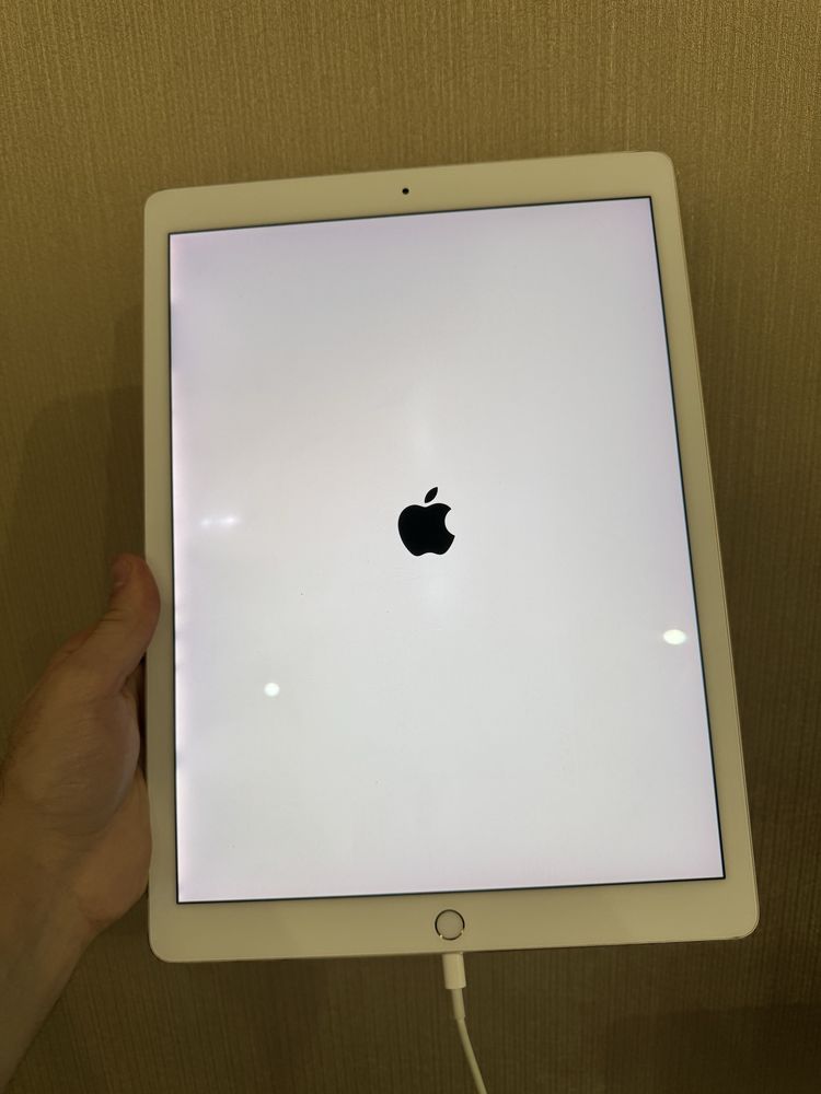 iPad pro 12.9 2gen a1670 icloud