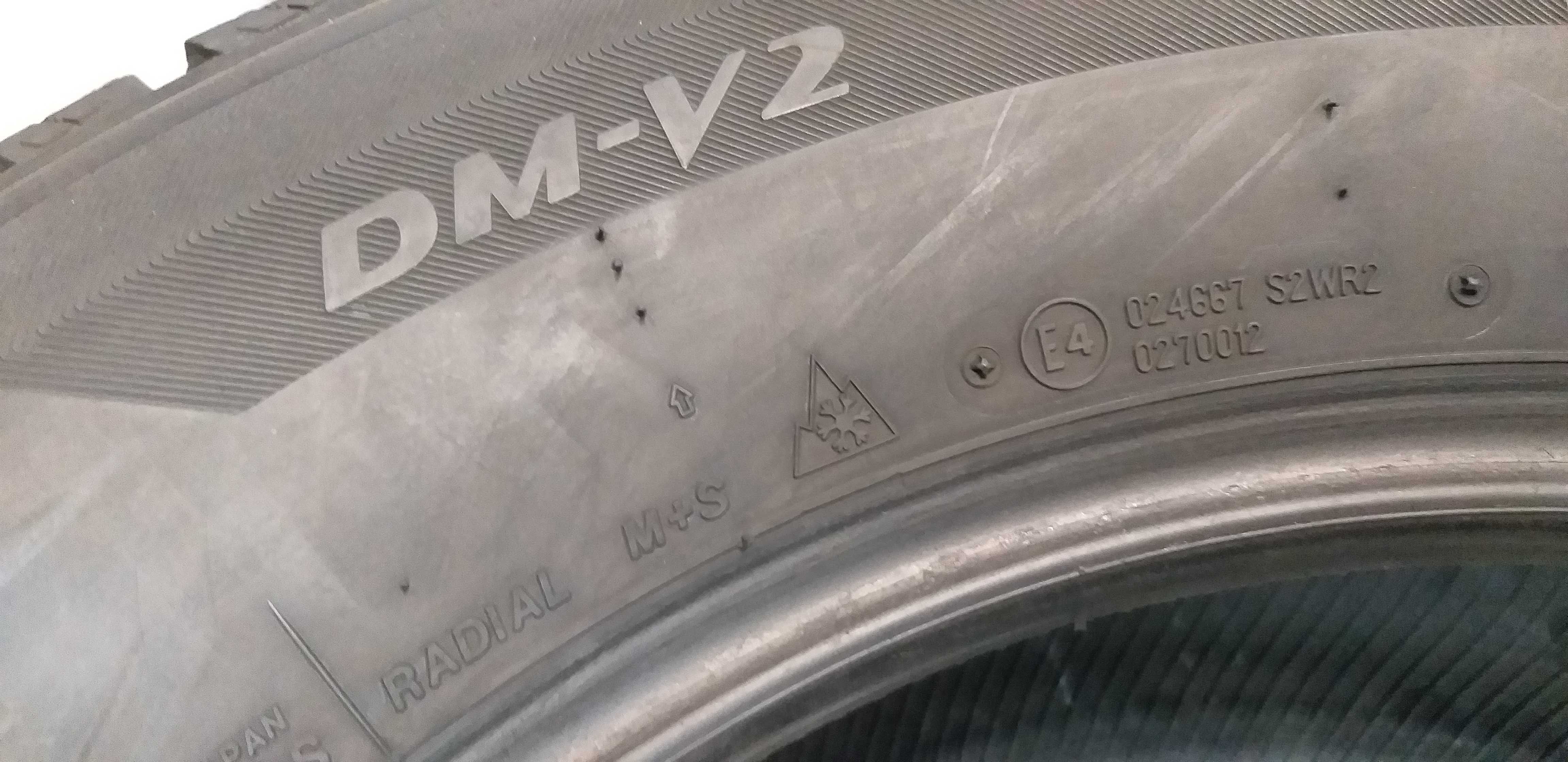 K536640M Komplet 265/65R17 112R Bridgestone Blizzak DM-V2 2014/15