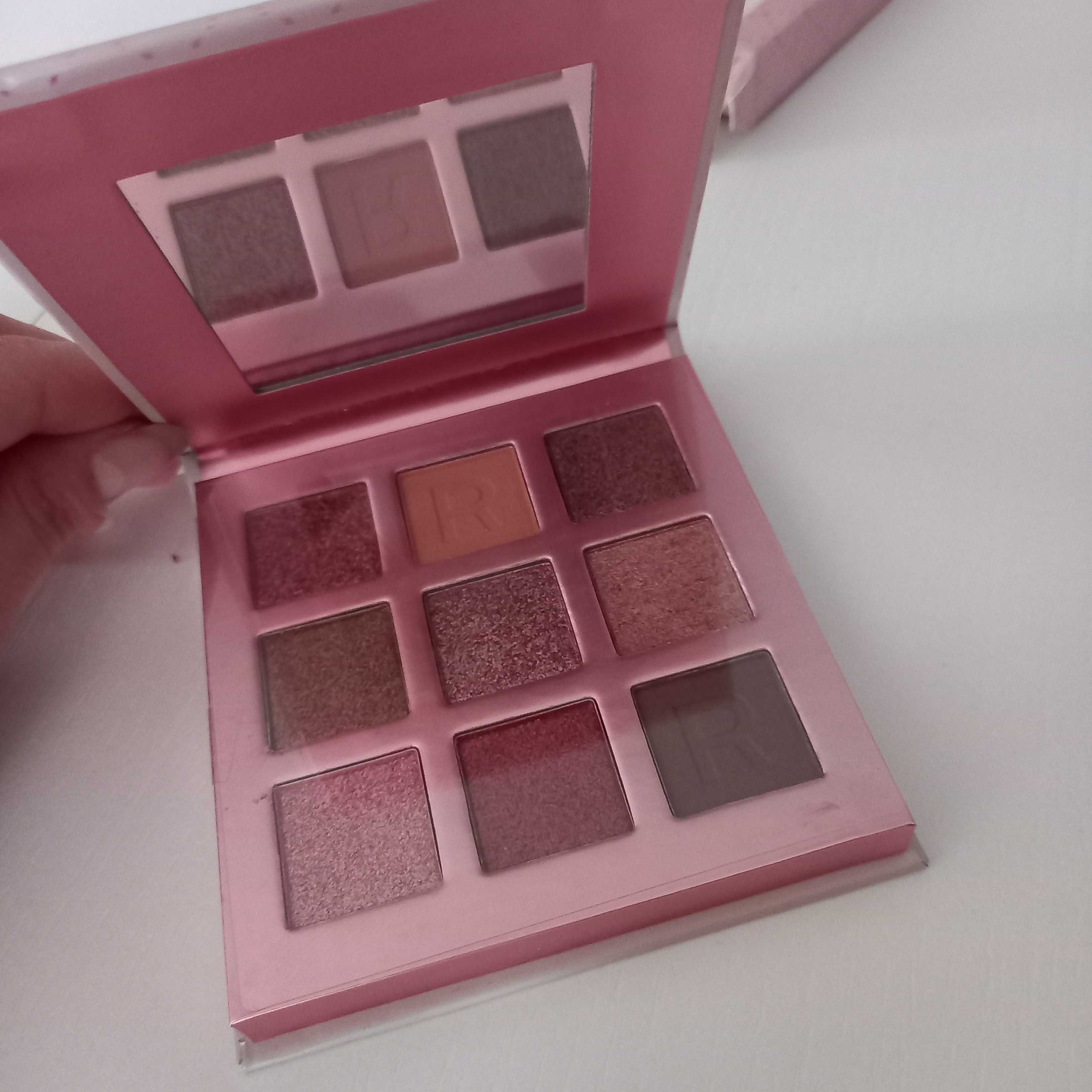 Revolution Dream Glow Eyeshadow