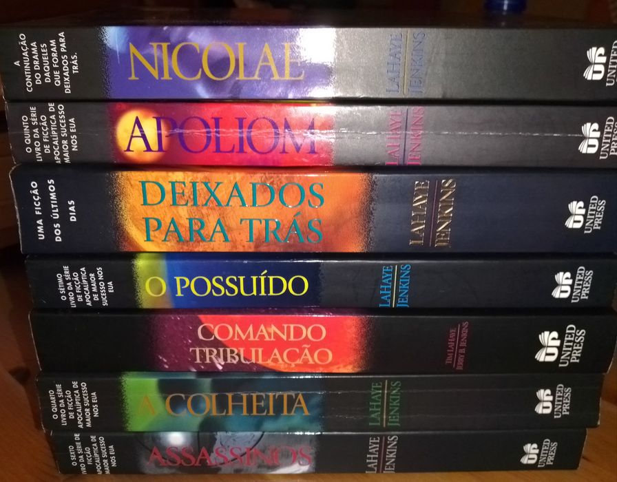 Coleção de livros de romance Novos