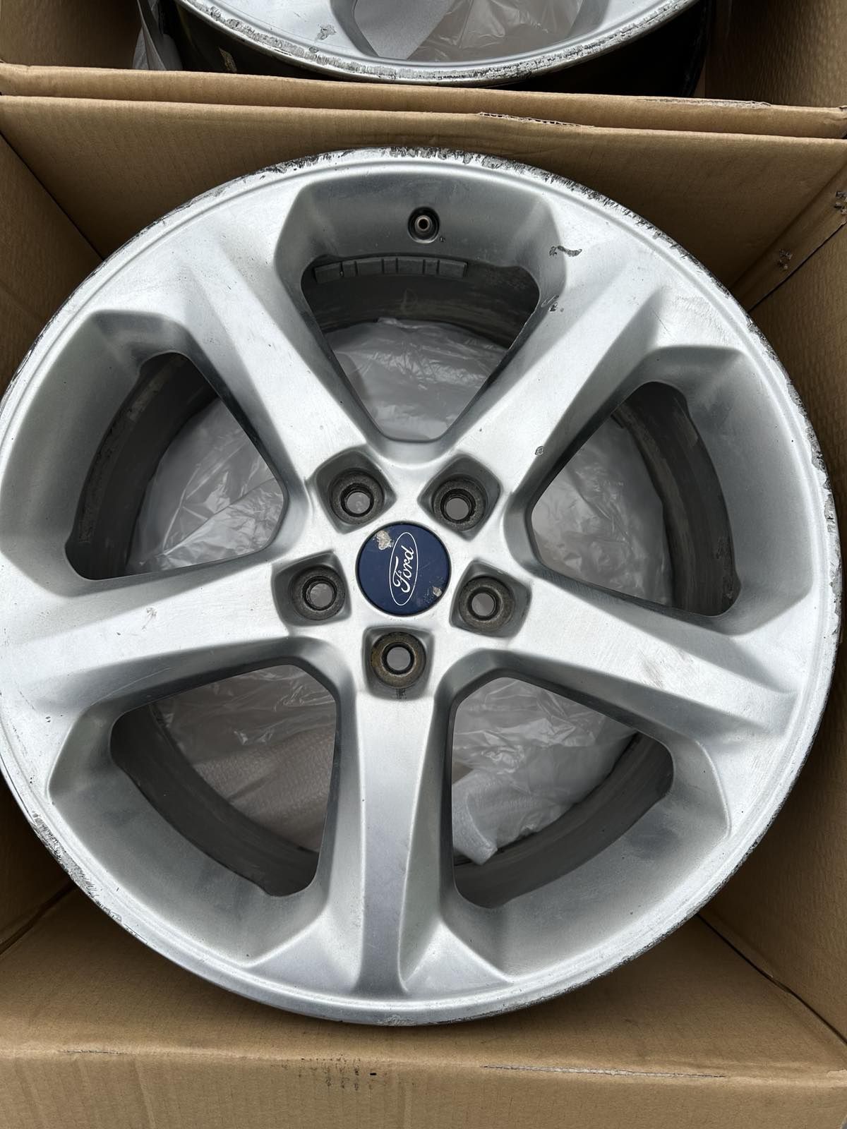 Диски Форд Fusion r18
