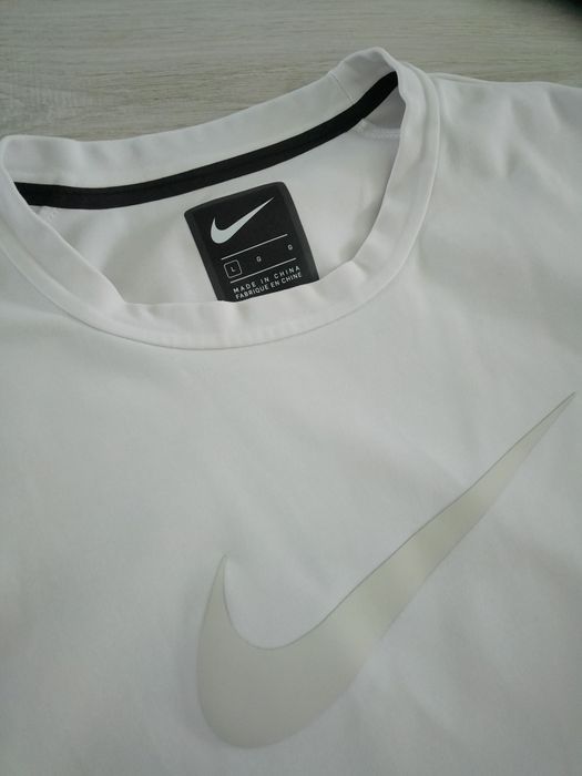 Nike Sportwear Tech Pack Crew bluza sportowa treningowa na siłownię