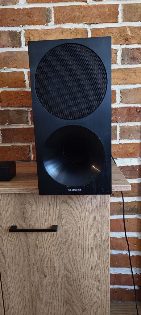 Soundbar Samsung model he m550 en