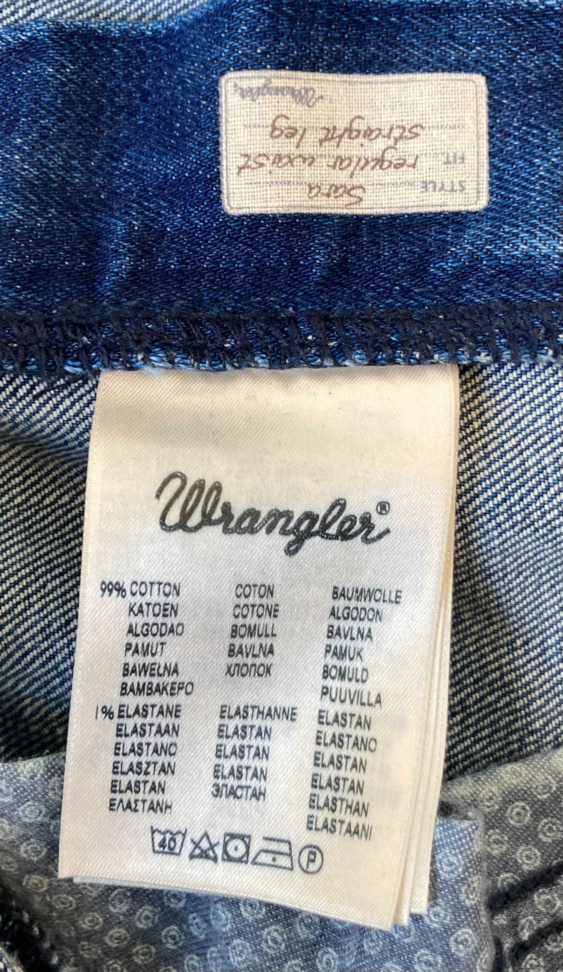 Spodnie jeansowe niebieskie W30 L34 Wrangler Sara