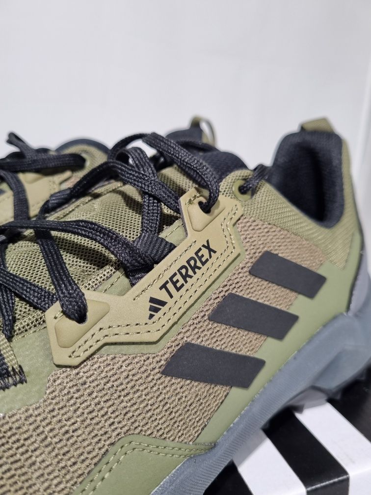 Adidas Terrex AX4
44 розмір