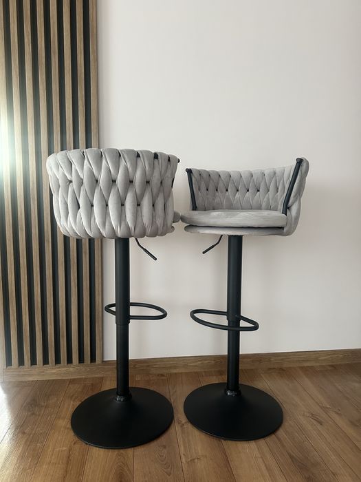Piekne nowoczesne hokery / krzesła barowe_komplet