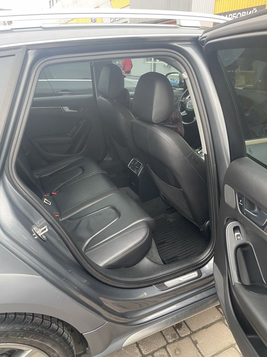 Ауді а4 б8 Машина в гарному стані дзвоніть все розкажу