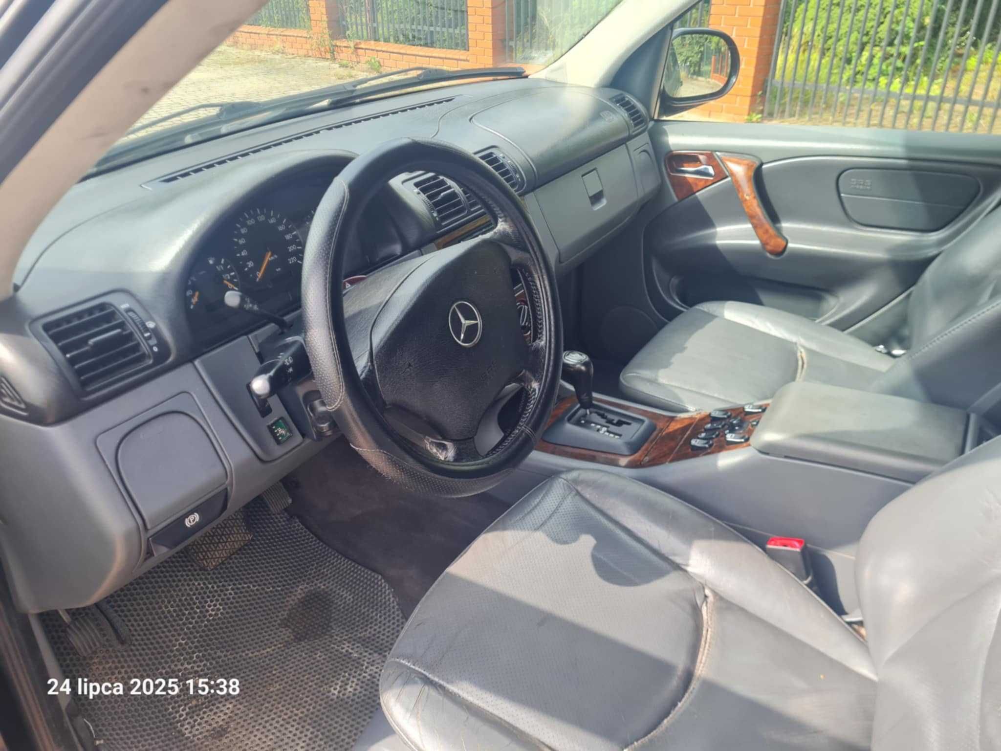 ML 3,2 benzyna z gazem 4X4 automat