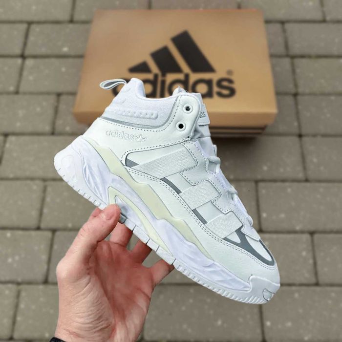 Adidas Niteball женские зимние кроссовки / ботинки с мехом Адидас