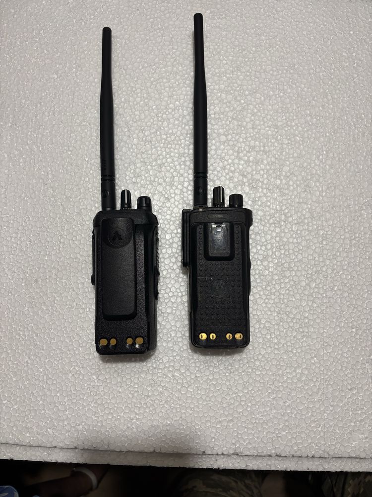 Радіостанція motorola r7a, dp4400e