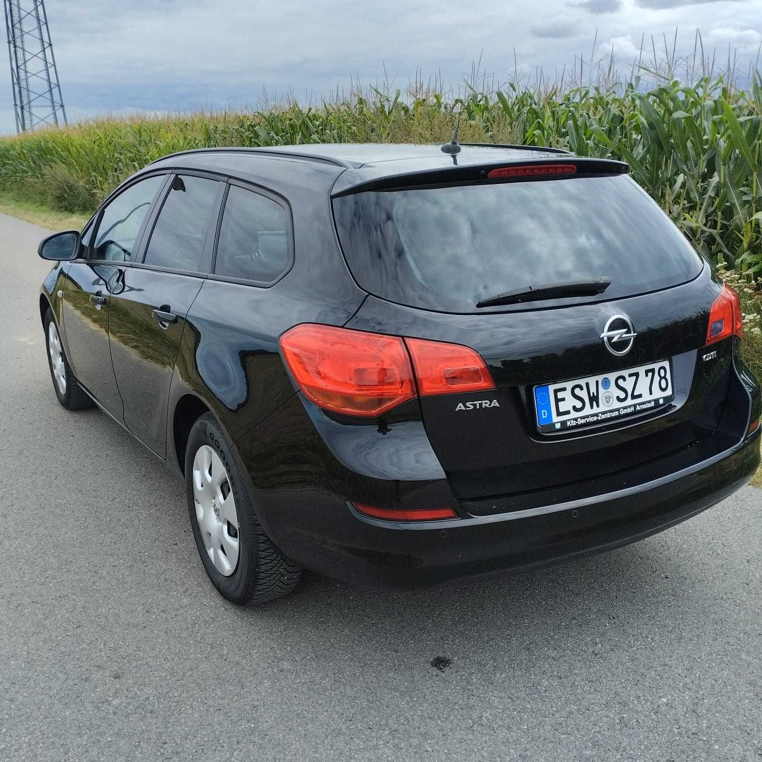 Opel Astra J 1,7 CDTI