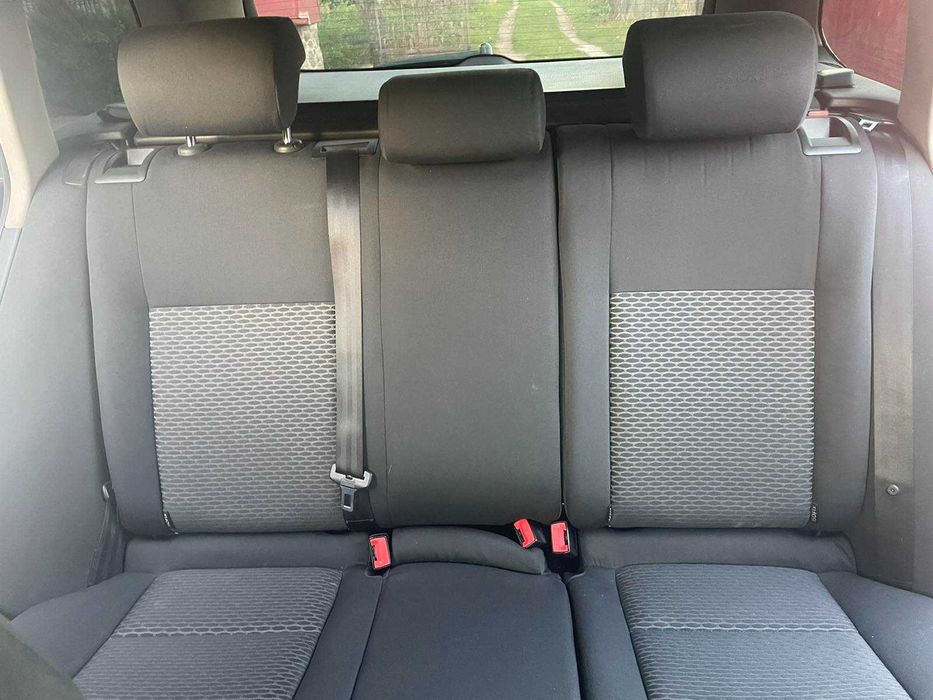 Продам гольф 6 . 1.6 тді універсал 2013 р.в.