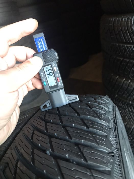 245/40/18+225/45/18 R18 Michelin Pilot Alpin 5 4шт зима