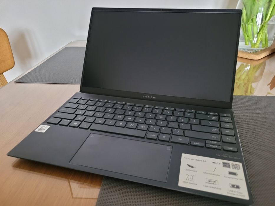 Asus Zenbook UX 425J - na części, niedziałający