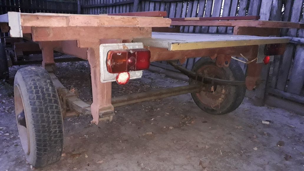 Продається тракторний причіп