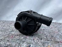 Додаткова помпа води, насос Volkswagen e-Golf Audi E-Tron 04L 965 567