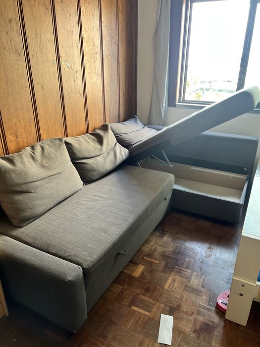 Sofá cama cinzento