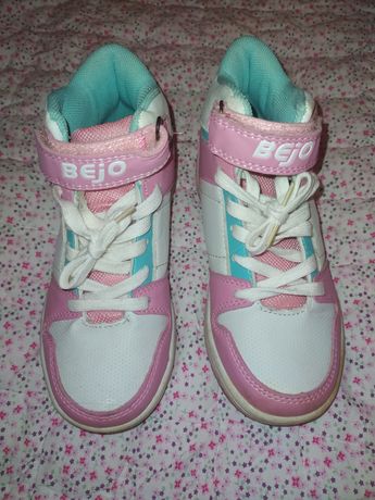 Buty dla dziewczynki na wiosnę/przejściowe  Bejo 29