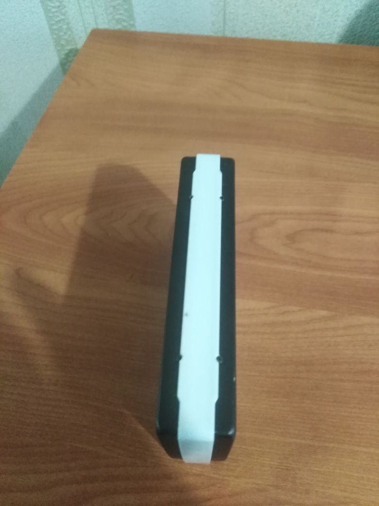 Повербанк Solar 90000 mAh.