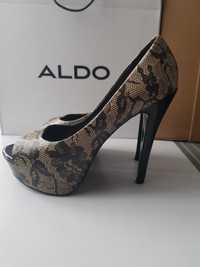Туфлі із натуральної шкіри від канадського бренду ALDO