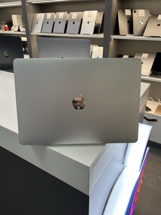 Ноутбук MacBook Air 13” 2020 i5 8ОЗУ 256GB SSD стан  9,5/10 #82127