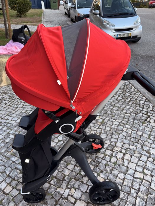 Vendo carrinho stoke com ovinho cybex junto