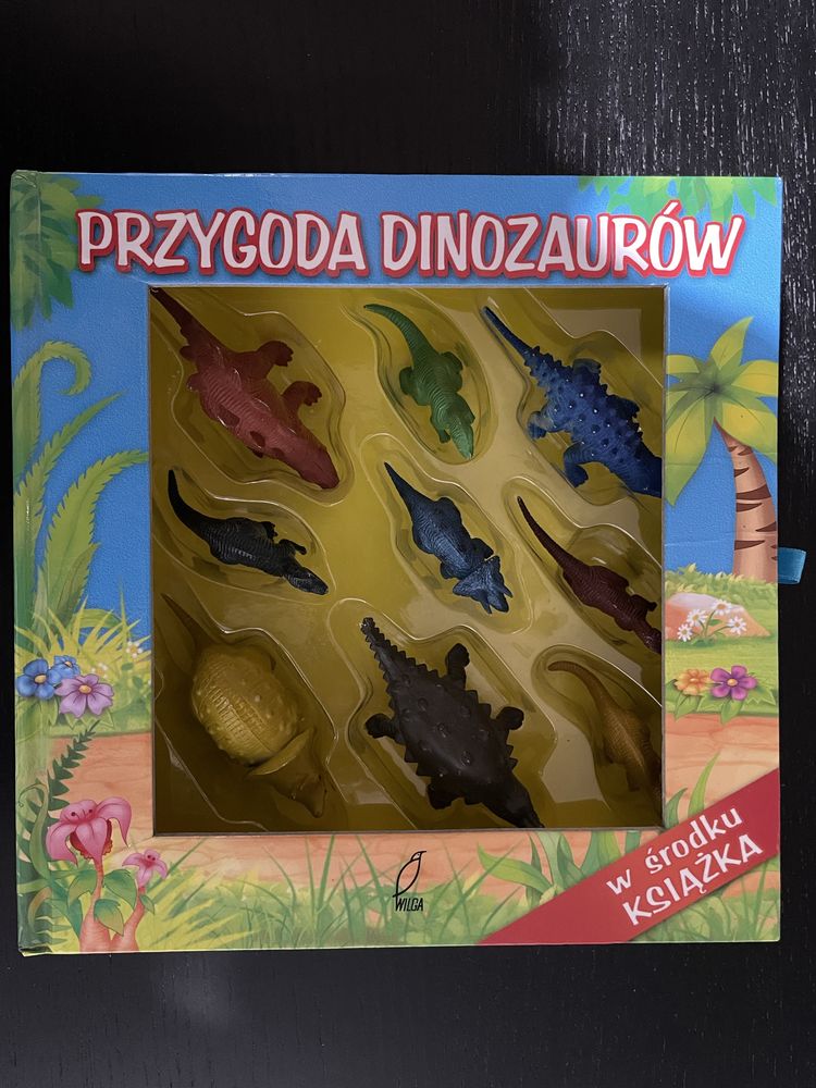 „Przygoda dinozaurów” książka z figurkami