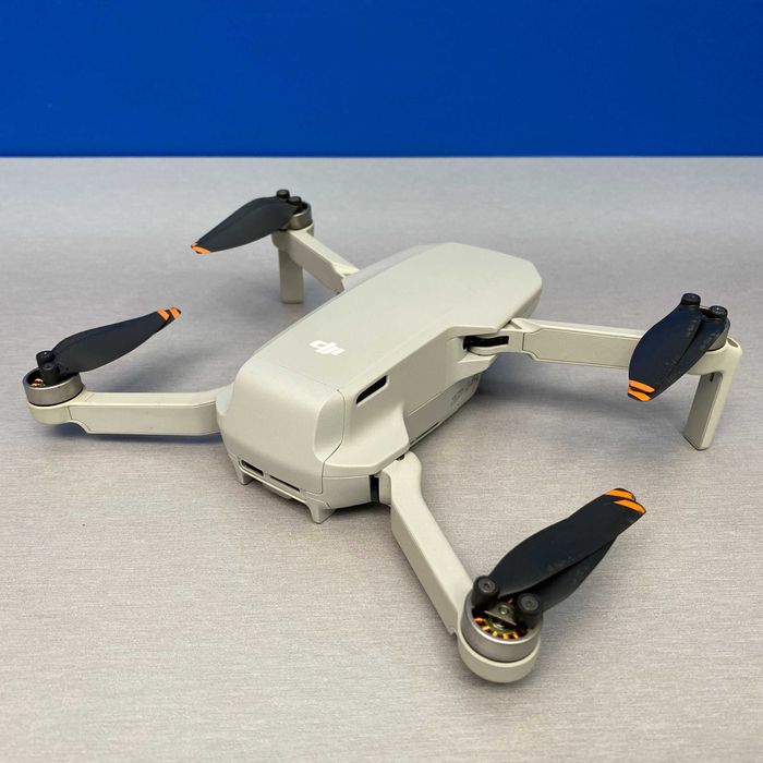 DJI Mini 2 Fly More Combo