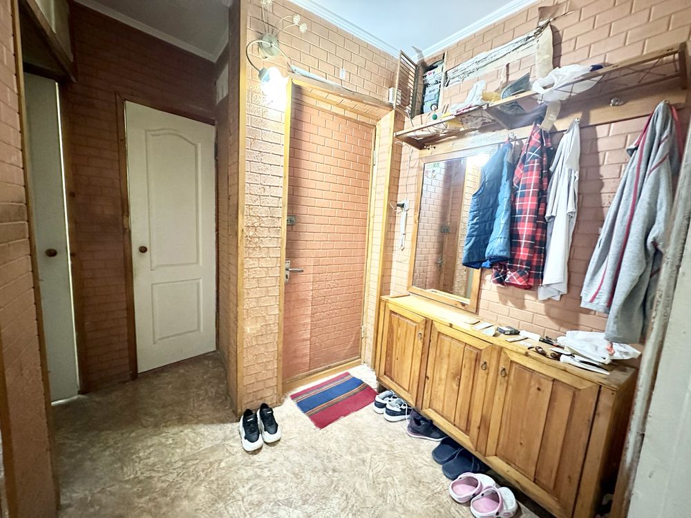 Продаж  квартири по вул Одеській 3/5 цегла