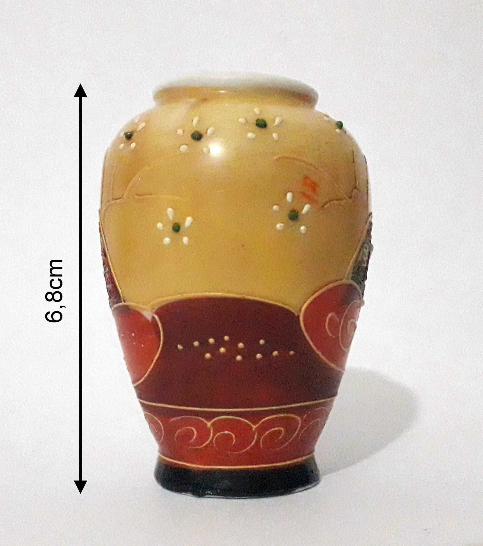 Jarro pequeno antigo Oriental pintado à mão